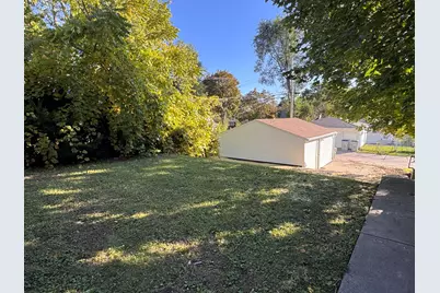 5868 N 71st St, Milwaukee, WI 53218 - Photo 15