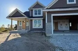 W220N4600 Timber Dr, Pewaukee, WI 53072 - Photo 1