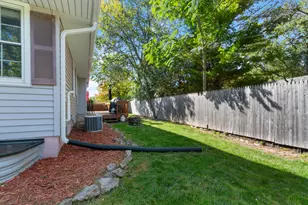 710 W Theresa Ct, Glendale, WI 53209 - Photo 25