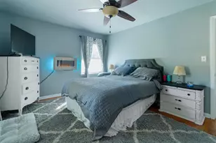 710 W Theresa Ct, Glendale, WI 53209 - Photo 17