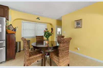 710 W Theresa Ct, Glendale, WI 53209 - Photo 9