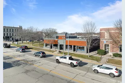 647 W Main St #300, Lake Geneva, WI 53147 - Photo 5