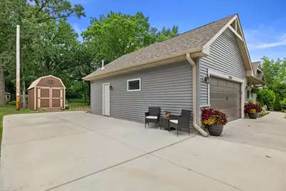 9209  Gittings Rd, Racine, WI 53406 - Photo 9
