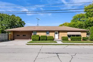 1706 Humboldt Ave, Sheboygan, WI 53081 - Photo 1