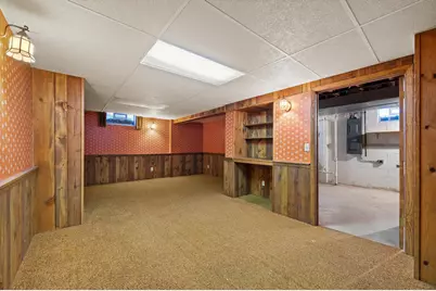 1001  Canterbury Ln, Waukesha, WI 53188 - Photo 37