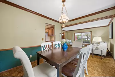1001  Canterbury Ln, Waukesha, WI 53188 - Photo 11