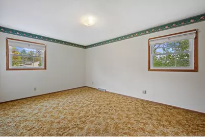 1001  Canterbury Ln, Waukesha, WI 53188 - Photo 35