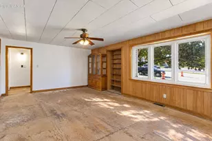 2063 Mt Pleasant St, Racine, WI 53404 - Photo 3