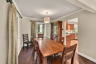 21400 Lancelot Dr, Brookfield, WI 53045 - Photo 9