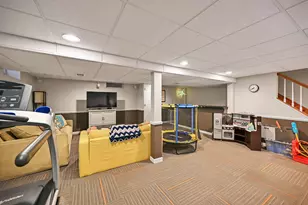 21400 Lancelot Dr, Brookfield, WI 53045 - Photo 29