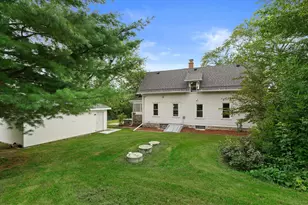 N4W22625 Bluemound Rd, Pewaukee, WI 53186 - Photo 5