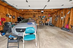 3743 W Miller Ln, Milwaukee, WI 53208 - Photo 33