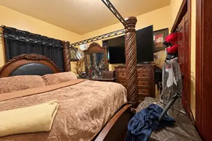 3743 W Miller Ln, Milwaukee, WI 53208 - Photo 11