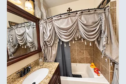 3743 W Miller Ln, Milwaukee, WI 53208 - Photo 21