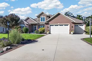 9446 Ashbury Ln, Pleasant Prairie, WI 53158 - Photo 1