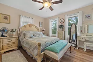 1221 N Main St, Racine, WI 53402 - Photo 17
