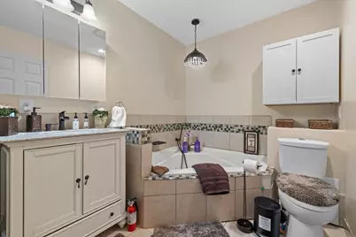1221 N Main St, Racine, WI 53402 - Photo 19