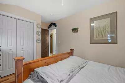 1221 N Main St, Racine, WI 53402 - Photo 13