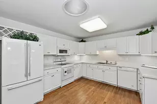 858 Augusta, Racine, WI 53185 - Photo 15