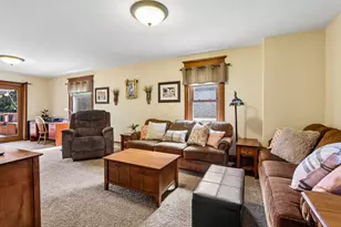 319 Sheldon St, Rockdale, WI 53523 - Photo 5