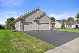 521 Tomahawk Dr, Twin Lakes, WI 53181 - Photo 33