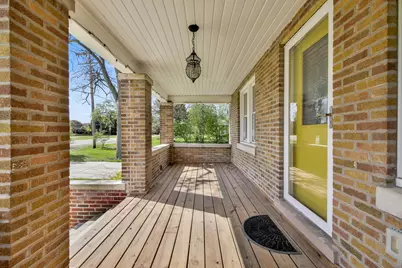 5075 S 35th St, Greenfield, WI 53221 - Photo 5