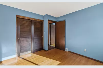 8840  Greenhill Ln, Greendale, WI 53129 - Photo 29