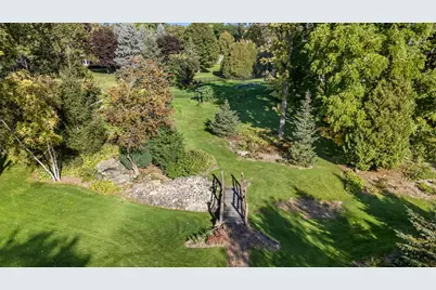 8840  Greenhill Ln, Greendale, WI 53129 - Photo 51