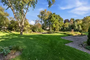 8840 Greenhill Ln, Greendale, WI 53129 - Photo 37