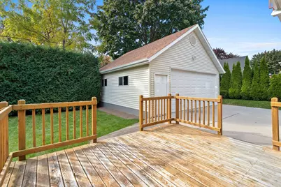 1132 N 15th St, Manitowoc, WI 54220 - Photo 53