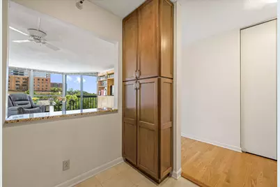 1660 N Prospect Ave #411, Milwaukee, WI 53202 - Photo 11