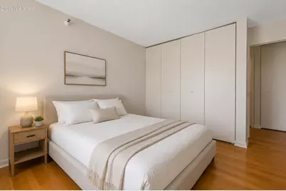 1660 N Prospect Ave #411, Milwaukee, WI 53202 - Photo 15