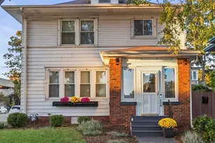 224 13th St, Racine, WI 53403 - Photo 1