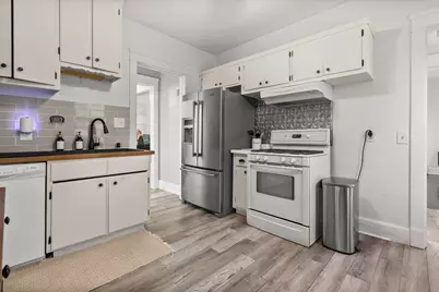 224  13th St, Racine, WI 53403 - Photo 7