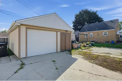 1636  Manitoba Ave, South Milwaukee, WI 53172 - Photo 29