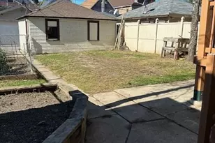 2929 S 9th Pl, Milwaukee, WI 53215 - Photo 15