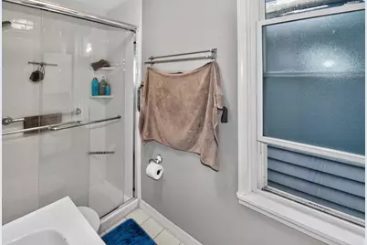 2147 S Mound St, Milwaukee, WI 53207 - Photo 9