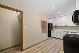 508 N Finch St, Horicon, WI 53032 - Photo 5