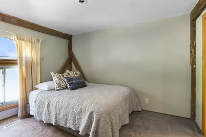 650 S Main St, Fontana, WI 53125 - Photo 33