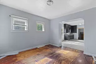333 N 36th St, Milwaukee, WI 53208 - Photo 11