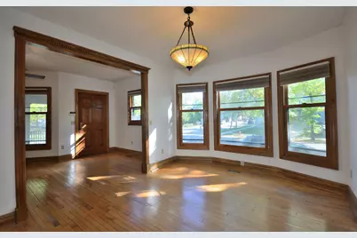203 W Lloyd St #203, Milwaukee, WI 53212 - Photo 5