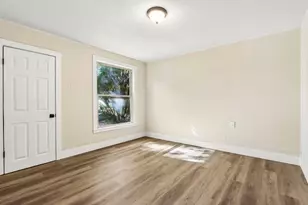 5902 W Park Hill Ave, Milwaukee, WI 53213 - Photo 23