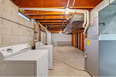 2314 W Koning Dr, Sheboygan, WI 53083 - Photo 27