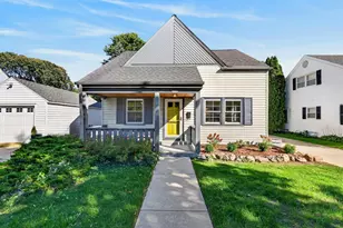 5128 N Diversey Blvd, Whitefish Bay, WI 53217 - Photo 1