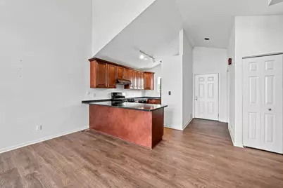1873  Golfview Dr #35-15, Geneva, WI 53147 - Photo 7