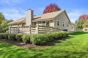 1007 Fieldridge Ct, Waukesha, WI 53188 - Photo 37