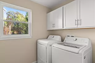 1007 Fieldridge Ct, Waukesha, WI 53188 - Photo 15