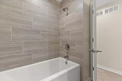 1007  Fieldridge Ct, Waukesha, WI 53188 - Photo 17