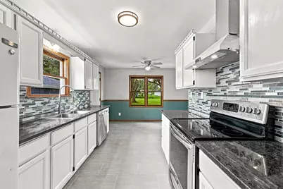 W190S7635  Circle Dr, Muskego, WI 53150 - Photo 13