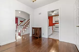 4430 W Manitoba St, Milwaukee, WI 53219 - Photo 11